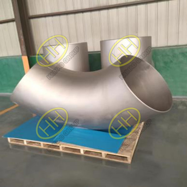 After pickling and passivation of stainless steel pipe fittings