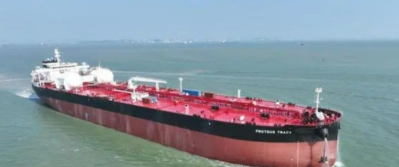 LNG dual fuel material powered product oil tanker