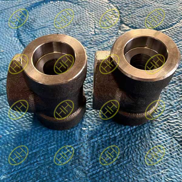 ASME B16.11 ASTM A350 Gr LF2 Cl1 socket weld tees