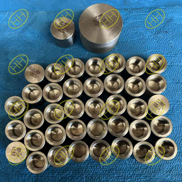 ASTM A182 F316 & A350 LF2 CL1 Threaded Pipe Caps