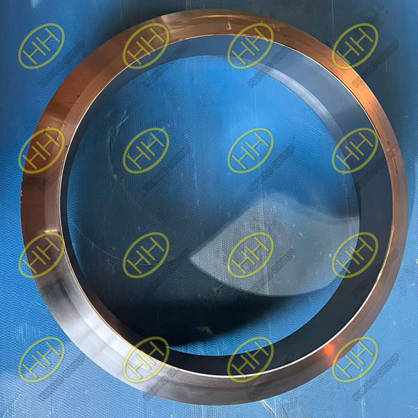 Butt weld branch outlet MSS SP-97 A105N large diameter fitting