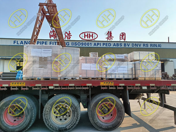 Branch fittings and threaded pipe fittings ready for shipment